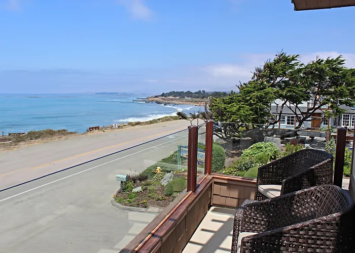 Little Sur Inn