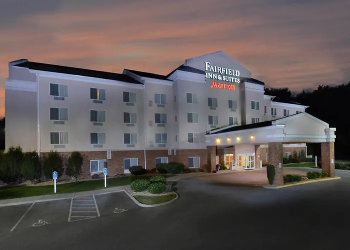 Fairfield Inn & Suites Roanoke Hollins/I-81