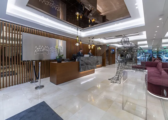 Polis Grand Hotel Atene
