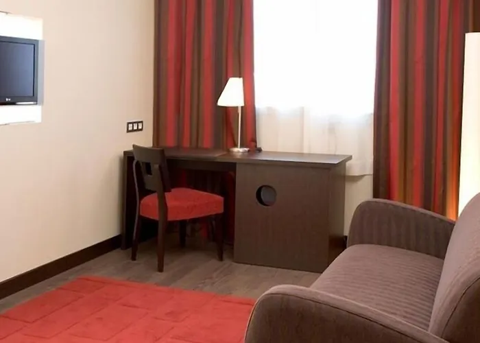 AZZ Pamplona Norte Hotel