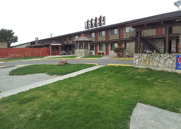 Richland Inn And Suites