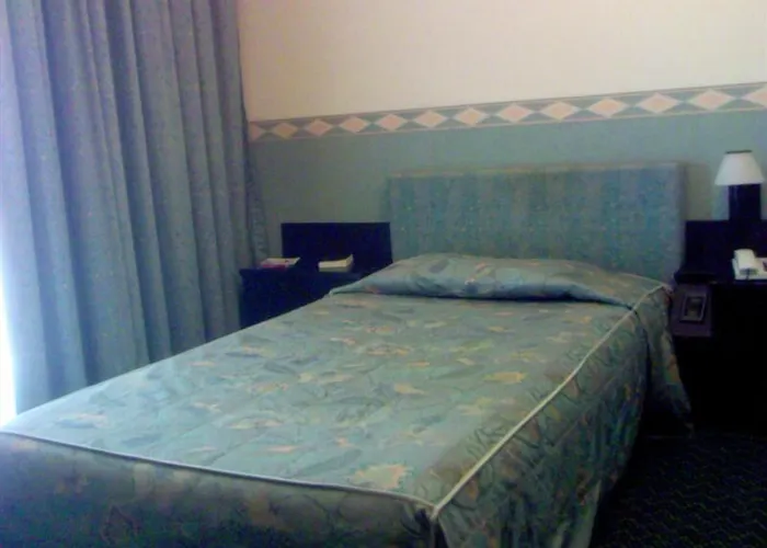 Pacific Hotel Airport