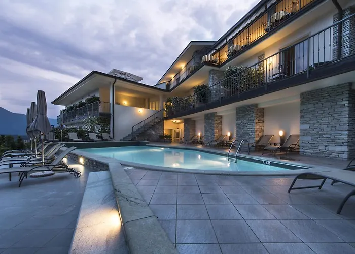 Hotels in Tremezzo