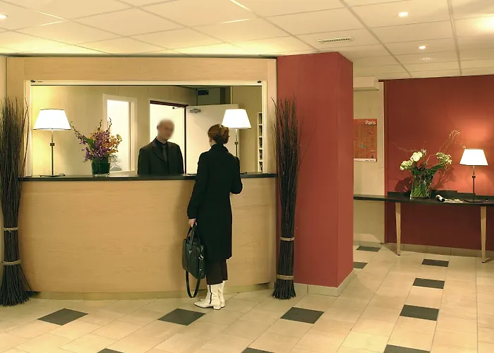 Hotel Cerise Chatou