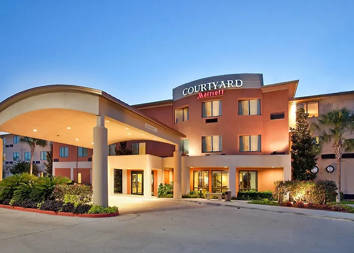Courtyard Wall At Monmouth Shores Corporate Park