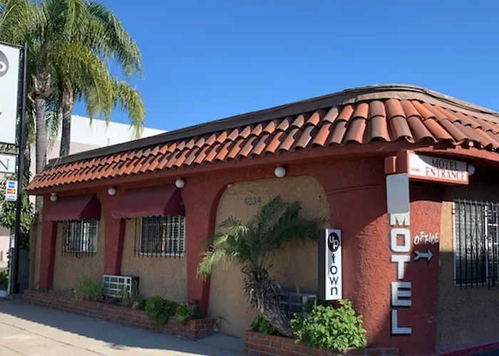 Uptown Inn Long Beach