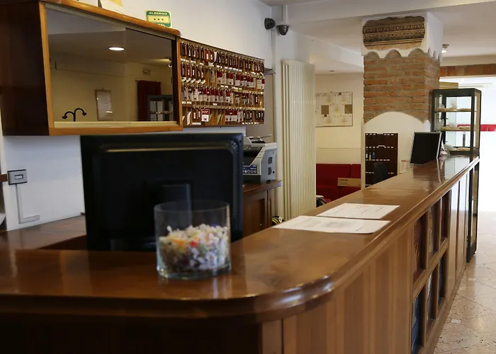 Hotel Mantegna Stazione