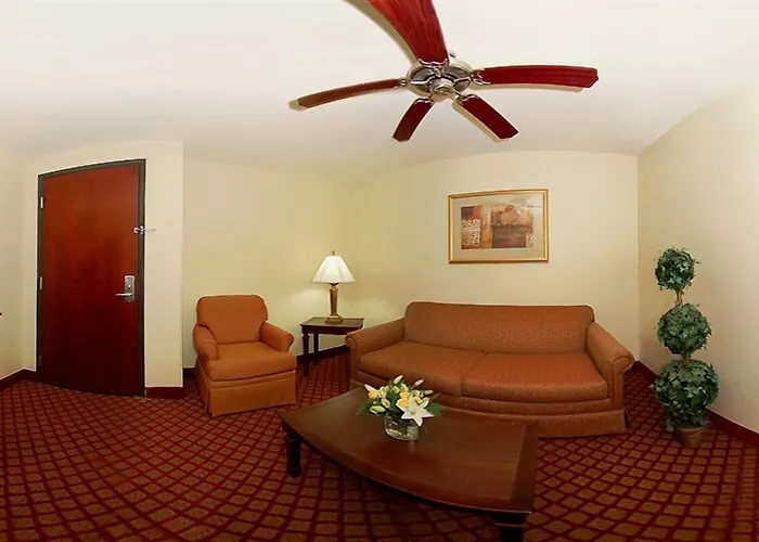 Comfort Suites Yukon - Sw Oklahoma City