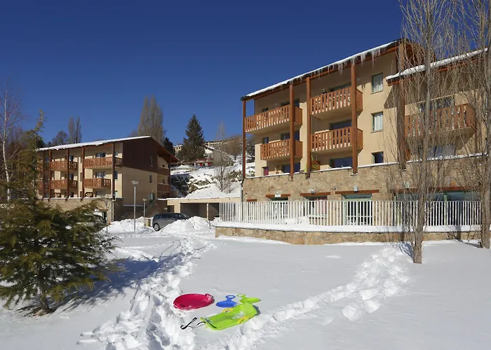Résidence Néméa Les Chalets Du Belvédère Font-Romeu-Odeillo-Via