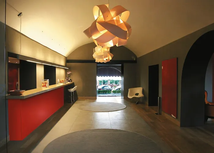 Hotel El Castell Sant Boi de Llobregat