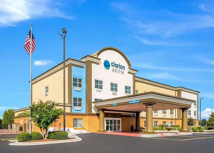 Clarion Pointe Madison-Huntsville