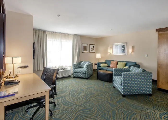 Springhill Suites By Marriott Pueblo Downtown