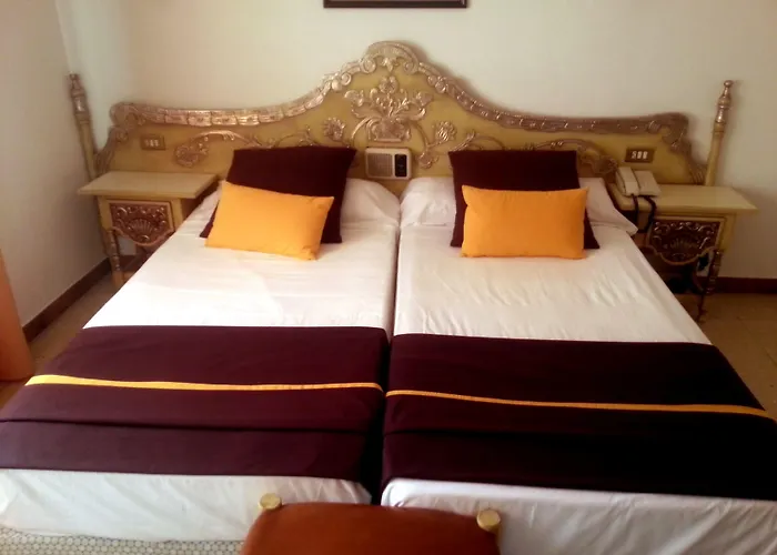 Hotel Hostal del Sol Sant Feliu de Guíxols