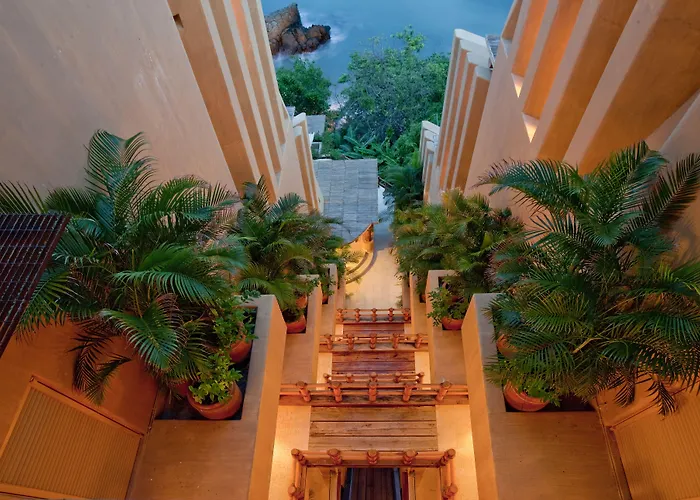 Cala De Mar Resort & Spa Ixtapa