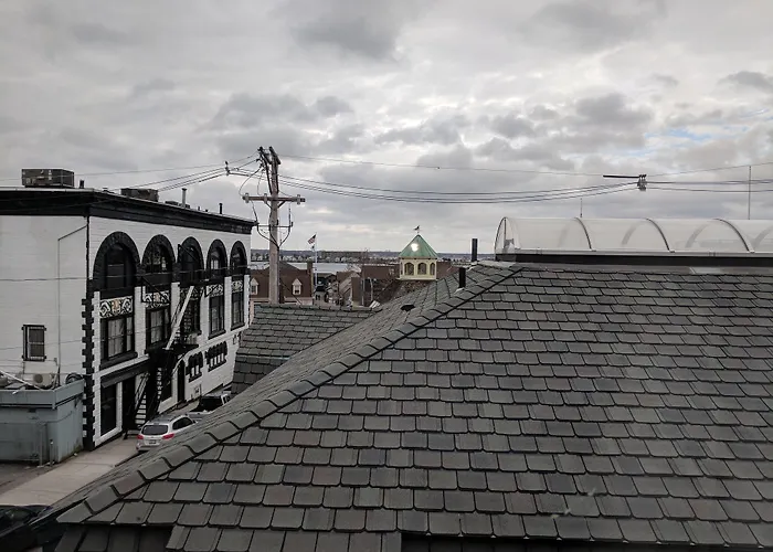 Pelham Court Hotel