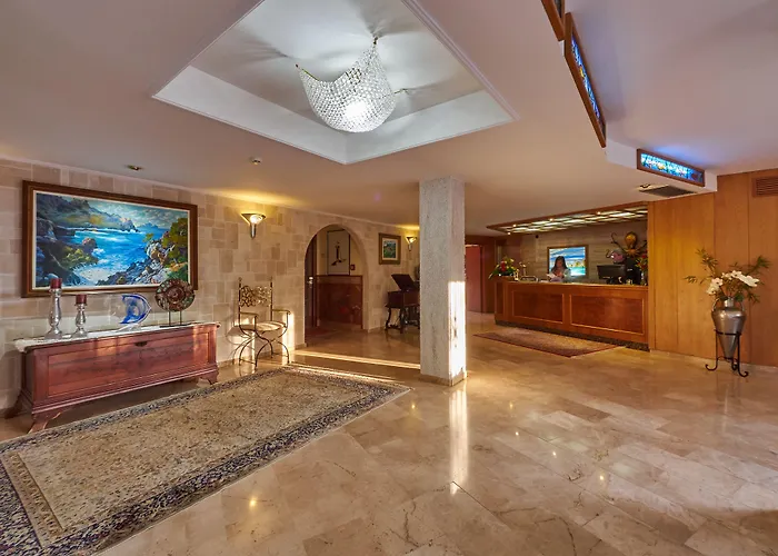 Hotel Petit Cala Fornells Peguera