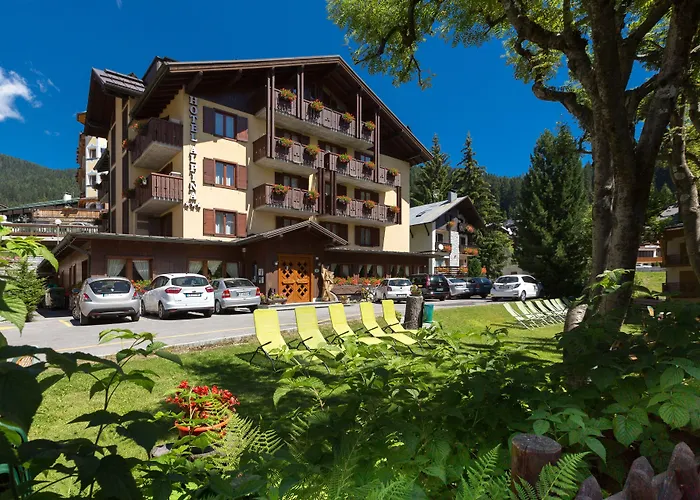 Hotel Alpina Madonna