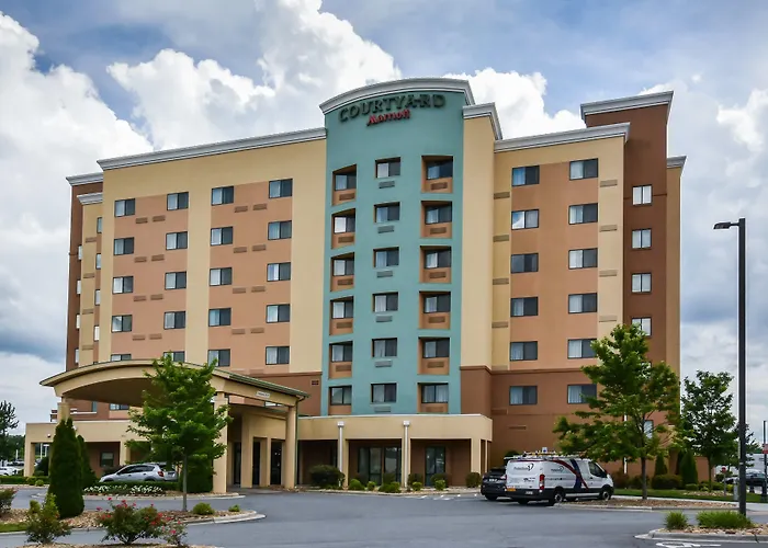 Courtyard Charlotte Concord Hotel