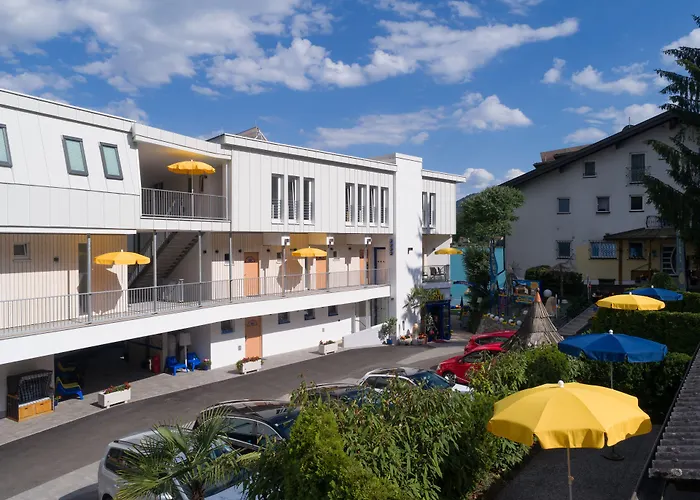 Barry Memle Directly At The Lake Velden am Wörthersee