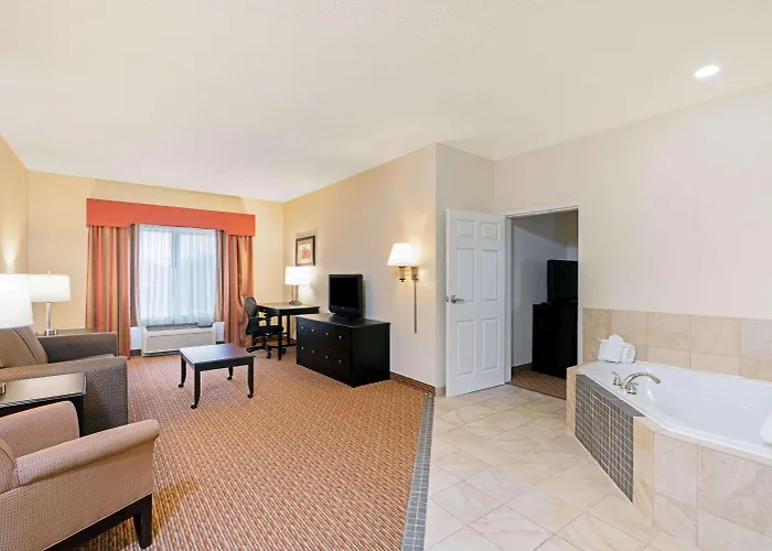 La Quinta By Wyndham Stillwater -University Area