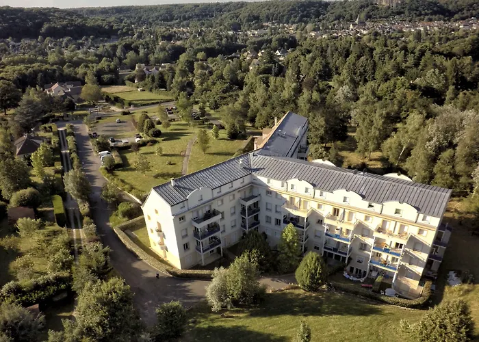 Residence Hotel Les Ducs De Chevreuse, Hébergement, Repas&PDJ