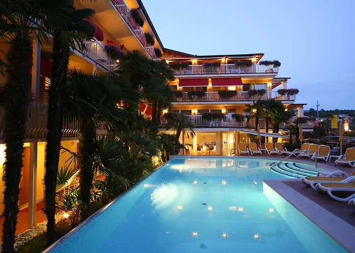 Hotel Capri Bardolino 3S