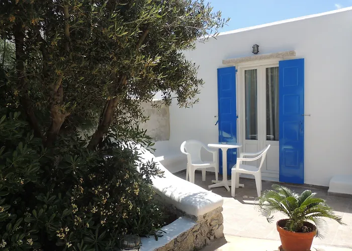 Anemos Hotel & Apartments
