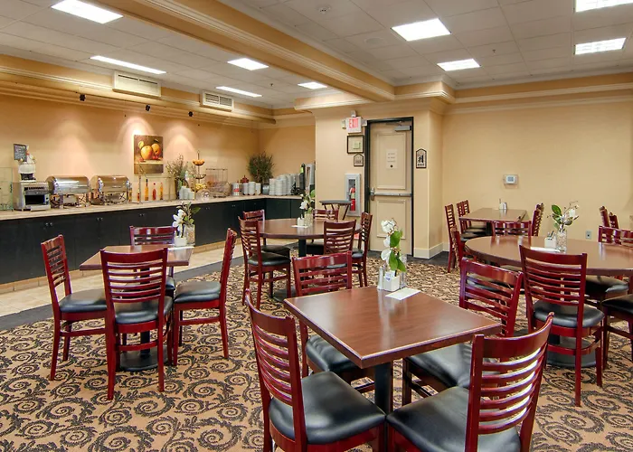 Grand Hotel At Bridgeport Tigard