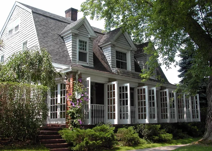 Mill House Inn