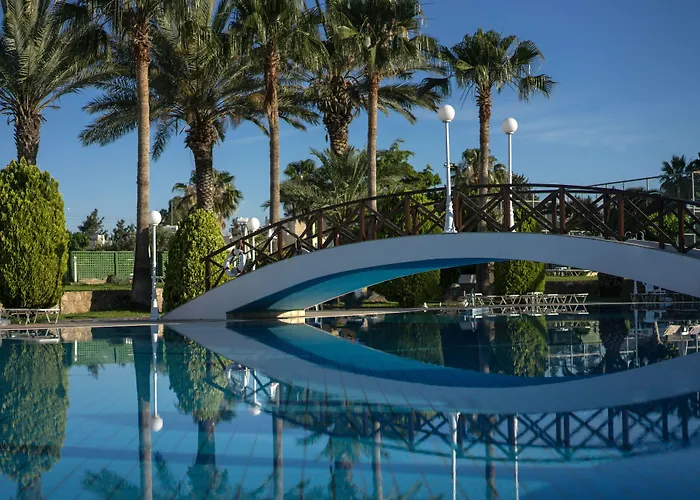 Aloe Hotel Paphos