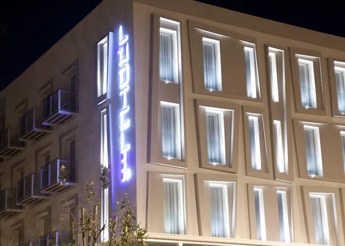 L'Hotel
