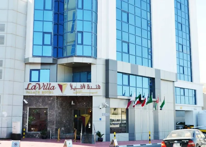 La Villa Palace Hotel
