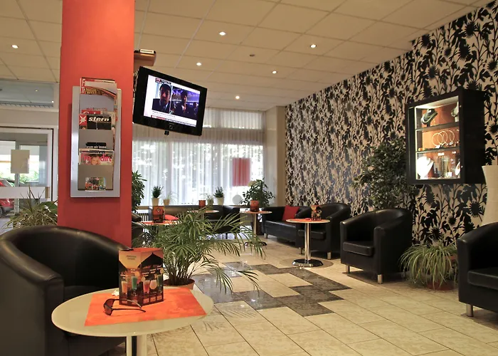 Opal Hotel