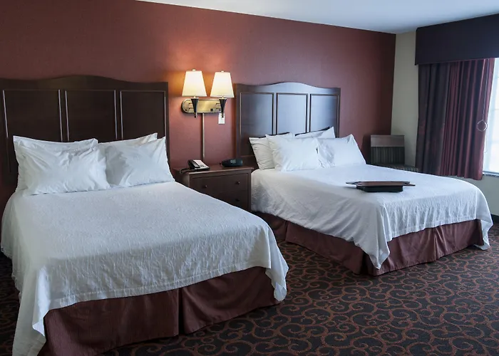 Hampton Inn & Suites Watertown