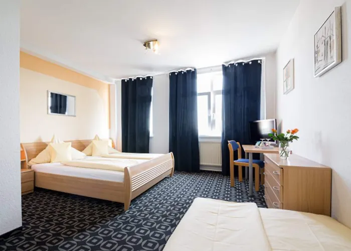 Europa Hotel Garni Free Parking