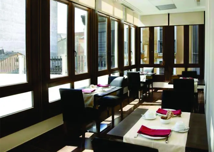 Hotel Villa De Aranda