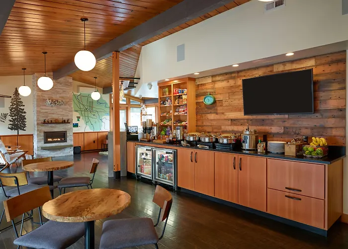 Eugene Hotels