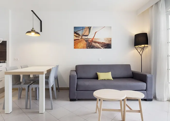 Aparthotel Ilunion Menorca Cala Galdana 