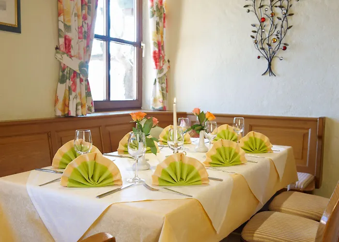 Hotel Seeblick&Ferienwohnung Bad Endorf