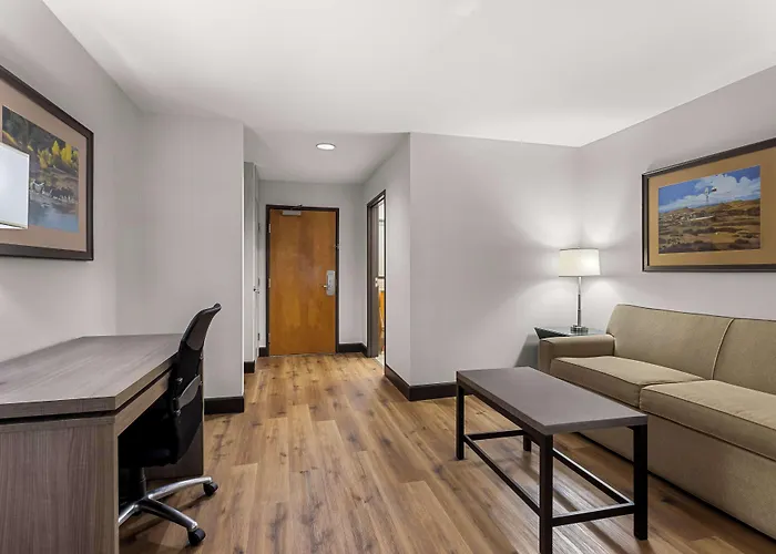 Best Western Moriarty Heritage Inn
