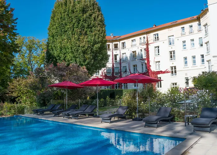 Hotel Logis Les Loges Du Parc à La Roche-Posay