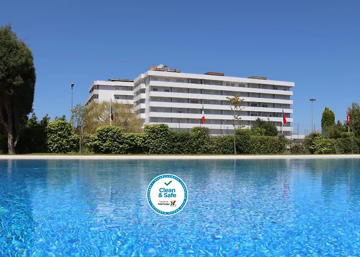 Curia Clube Aparthotel