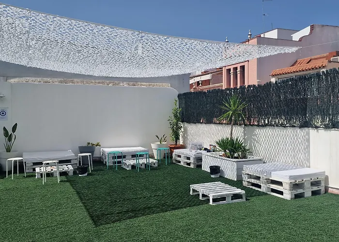 Hotel y Apartamentos Doña Lola