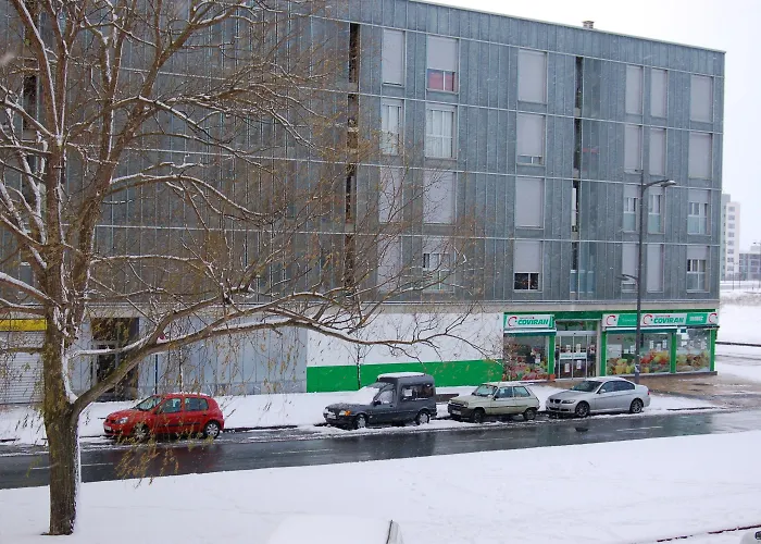Hotel Iraipe Gorbea Auto Check-In Vitoria