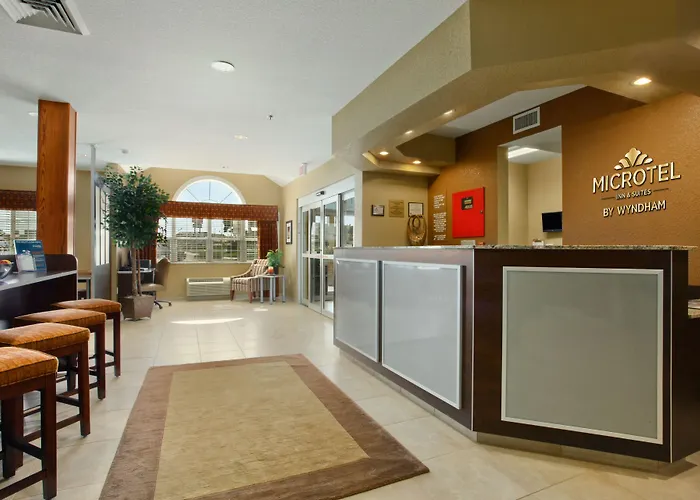 Microtel Inn & Suites By Wyndham Dickinson