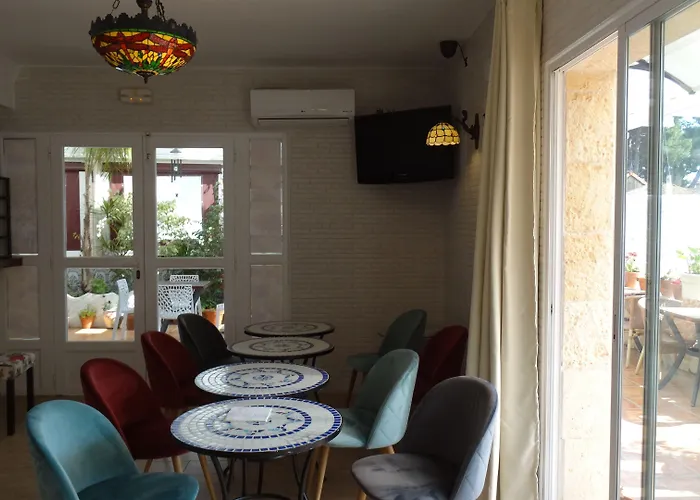 Hostal Residencial La Paloma Calpe