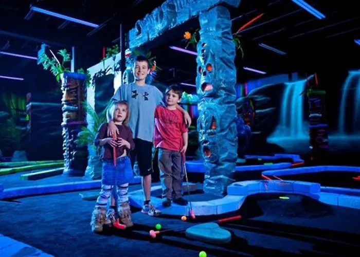 Big Splash Adventure Hotel And Indoor Water Park French Lick