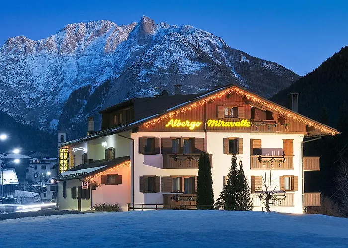 Albergo Miravalle-Tre Cime Views Auronzo di Cadore