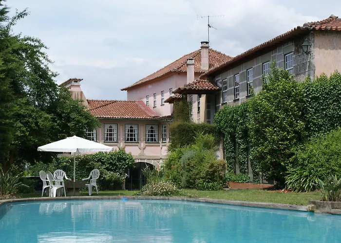 Casa Dos Assentos De Quintiaes Acomodação com café da manhã Barcelos