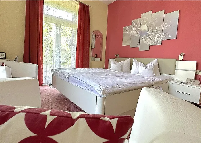 HOTEL YOGA JASMIN ehemals Hotel Eberhardt-Burghardt Badenweiler